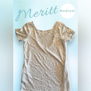 EUC Meritt Size Medium White Lace Formal Fitted Dress